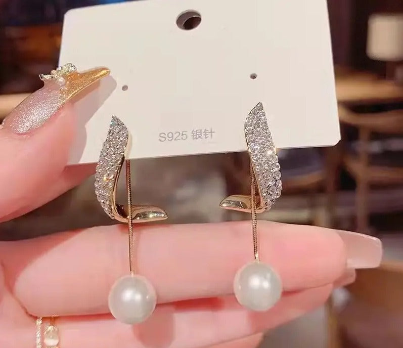 Pearl Dangle Earrings