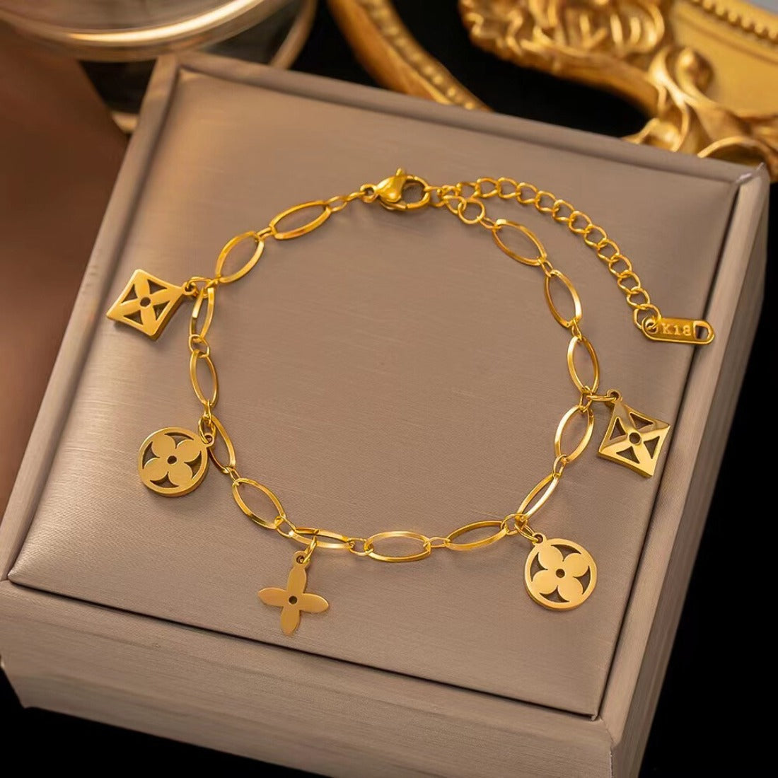 Lucky Flower Paperclip L V Bracelet – Elegance Meets Durability ✨