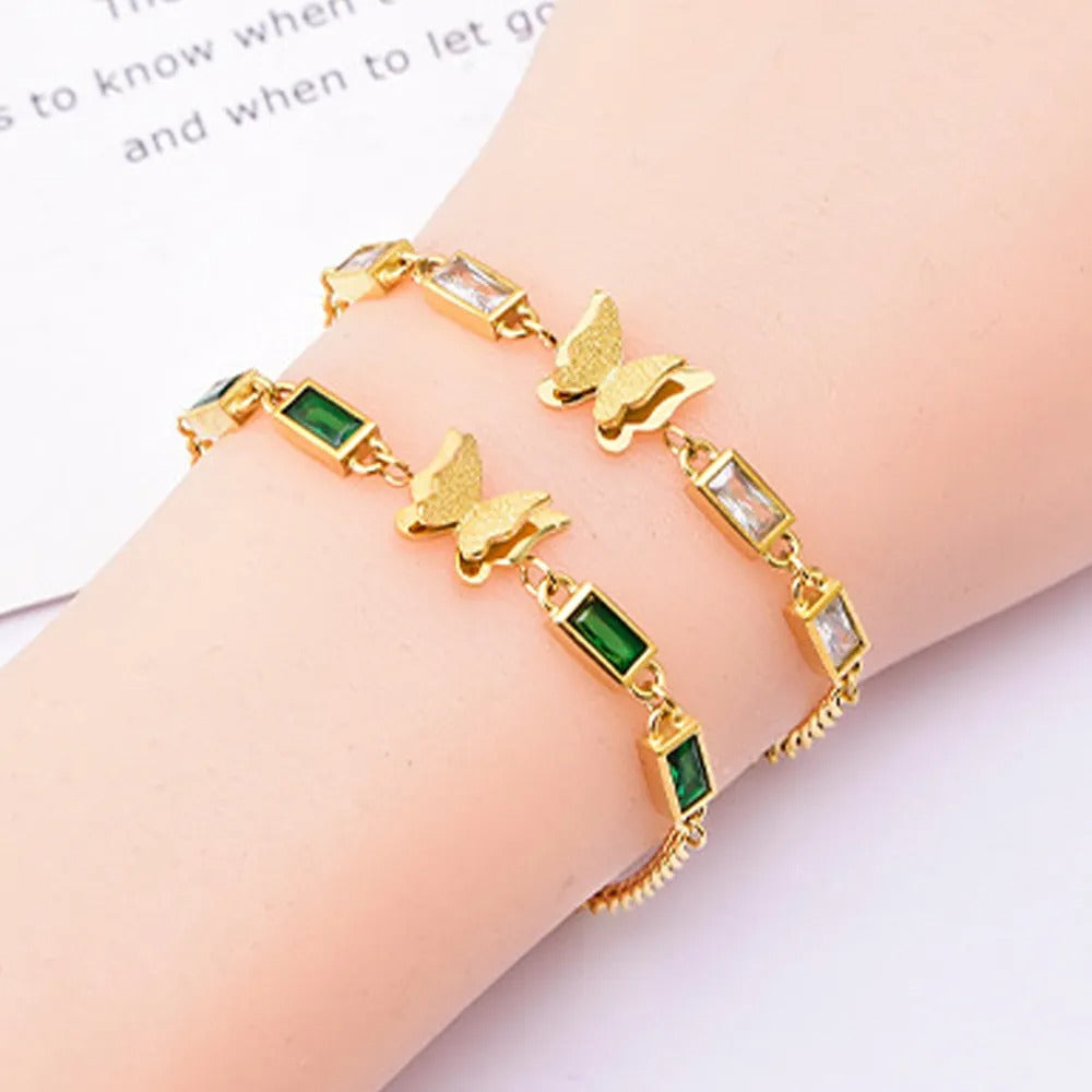 Green Gemstone Butterfly Bracelet– Elegance in Every Turn ✨
